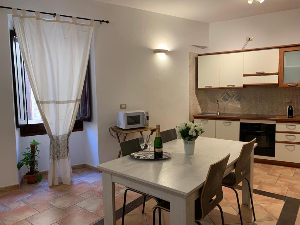 La Casa Di Elisabetta Apartment Alghero Bagian luar foto